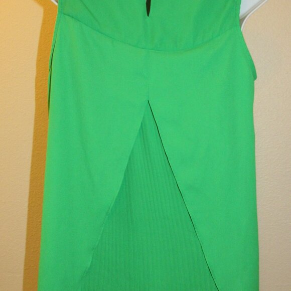 Green Valerie Stevens Top Medium - Picture 4 of 5